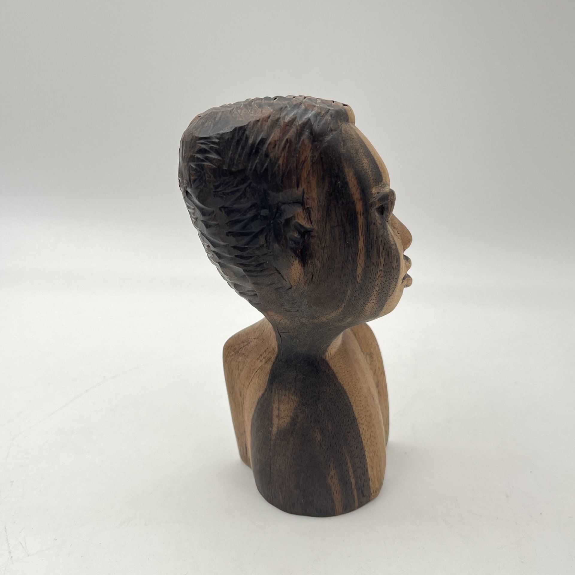 Бюст "Африканский юноша"