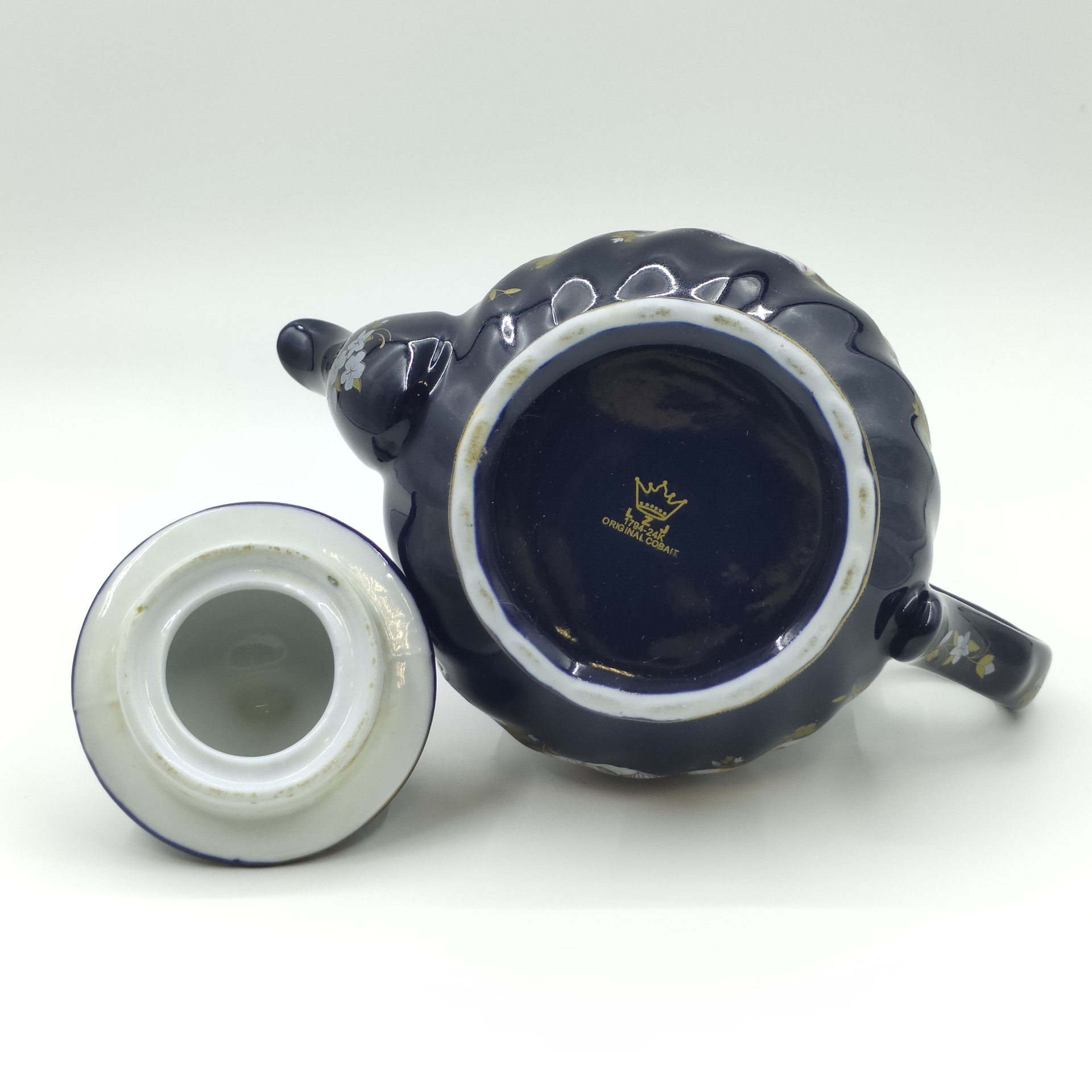 Чайник заварочный с флоральным декором, LZJ Original Cobalt, фарфор, крытье кобальтом, золочение, Азия, 1980-2010 гг.