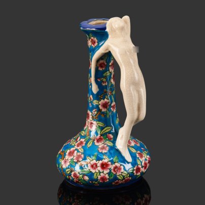 Ваза вытянутой формы с фигурой девушки, Les Bleus de Louvière, керамика, роспись, кракле, Бельгия, 1930-1950 гг.