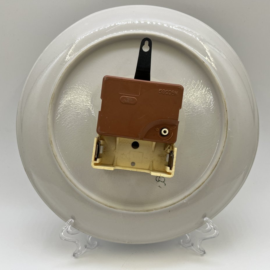 Часы настенные с изображением цветов, Гжель