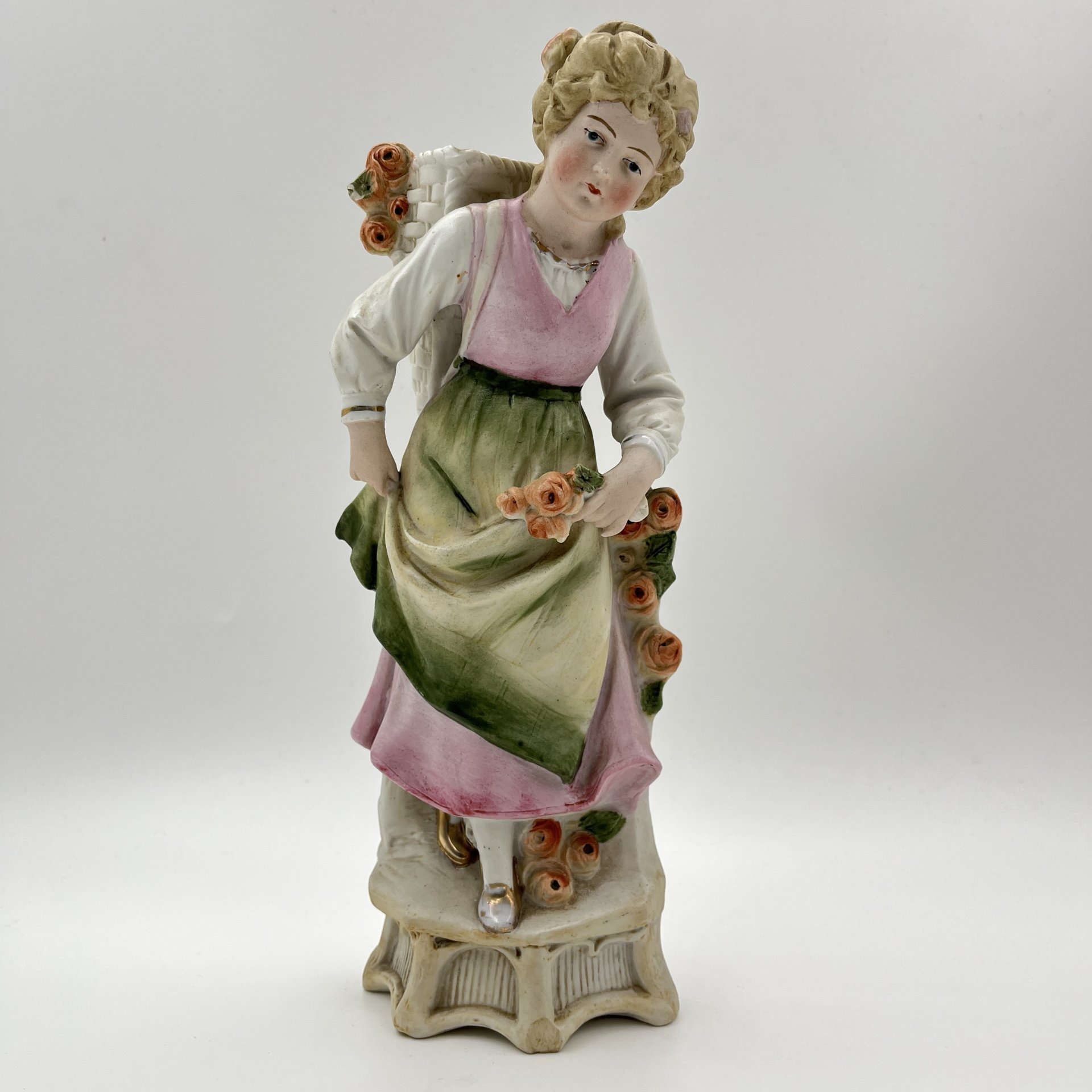 Статуэтка (вазочка) "Цветочница", бисквит, роспись, золочение, Samson, Edmé et Cie, Франция, 1940-1969 гг.