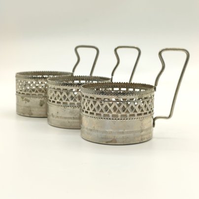 Набор из 3-х подстаканников с прорезным геометрическим декором, нержавеющая сталь