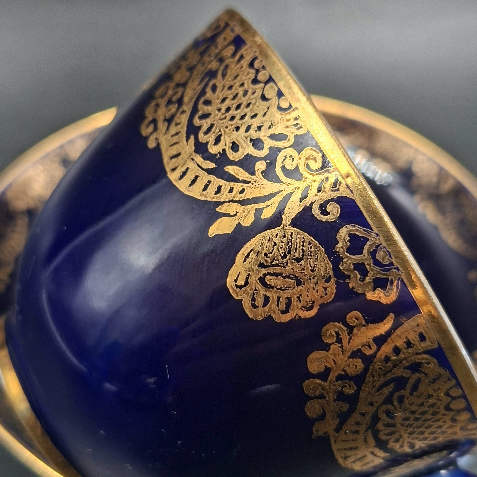 Пара чайная с ажурным орнаментальным декором, Ленинградский фарфоровый завод (ЛФЗ)