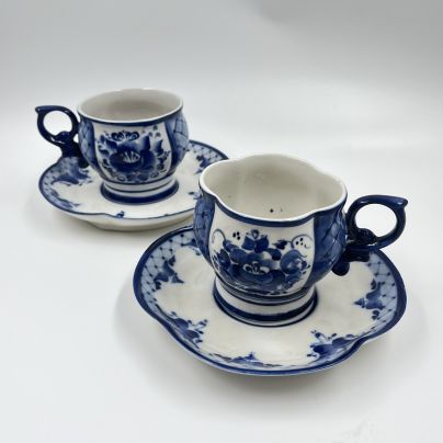 Набор из 2 чайных пар с цветочным декором, Гжель, фарфор, роспись, Россия, 1990-2000 гг.