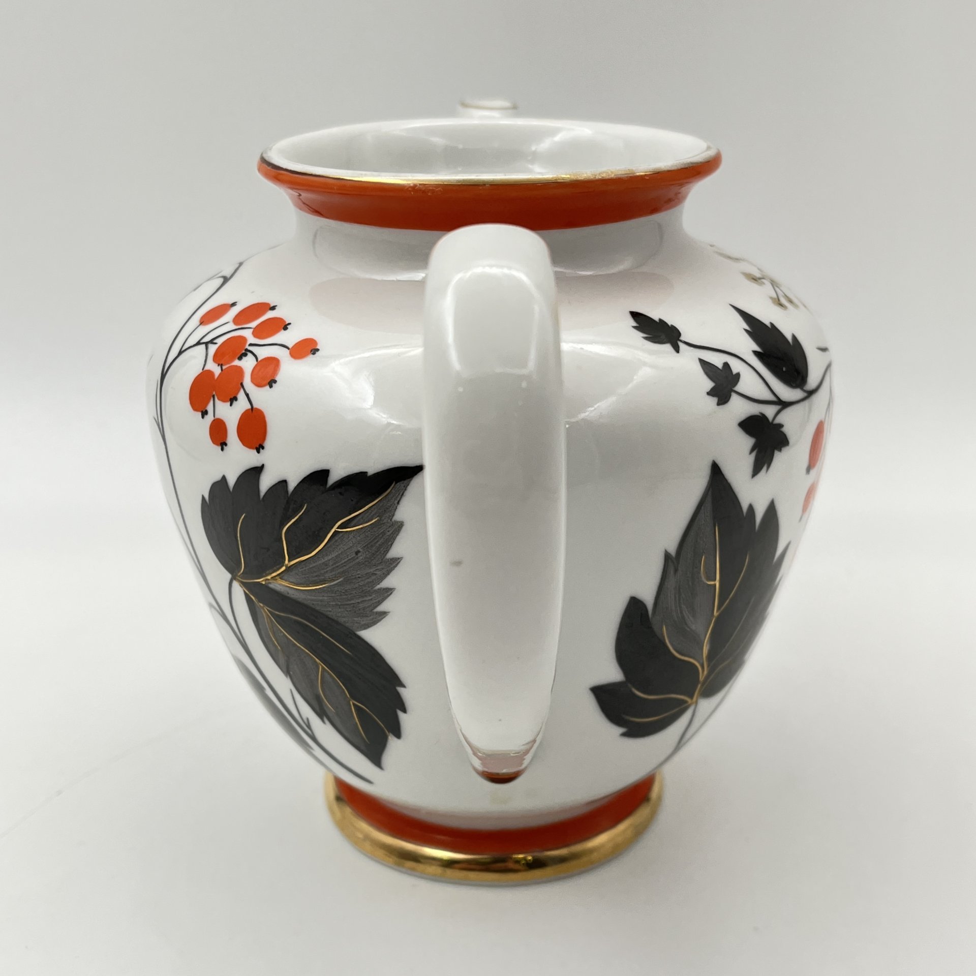 Чайник "Красная смородина", автор Александра Щекатихина-Потоцкая