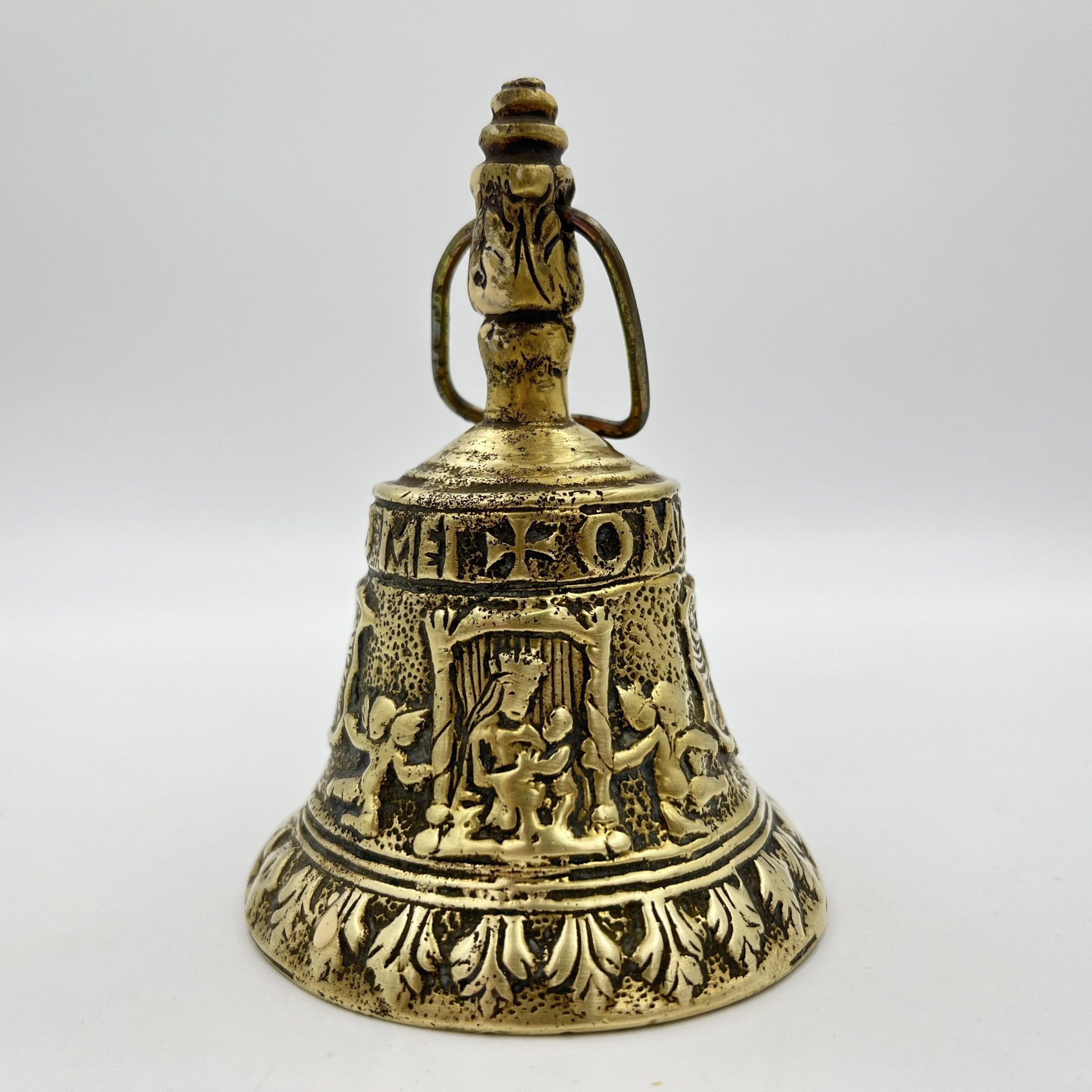 Колокольчик католический с изображением Богородицы "O Mater Dei Memento Mei"
