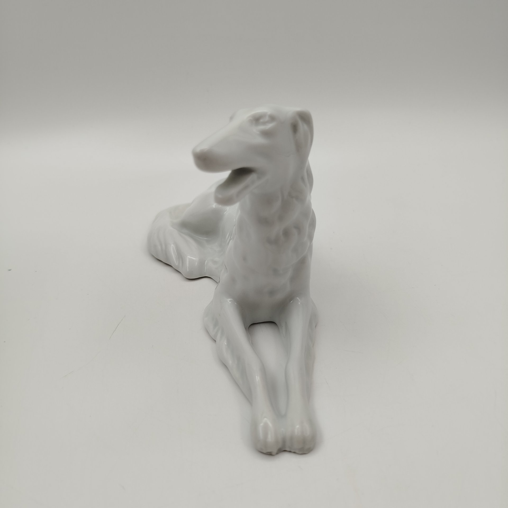 Статуэтка "Борзая", фарфор, Royal Dux, Чехословакия, 1970-1992 гг.