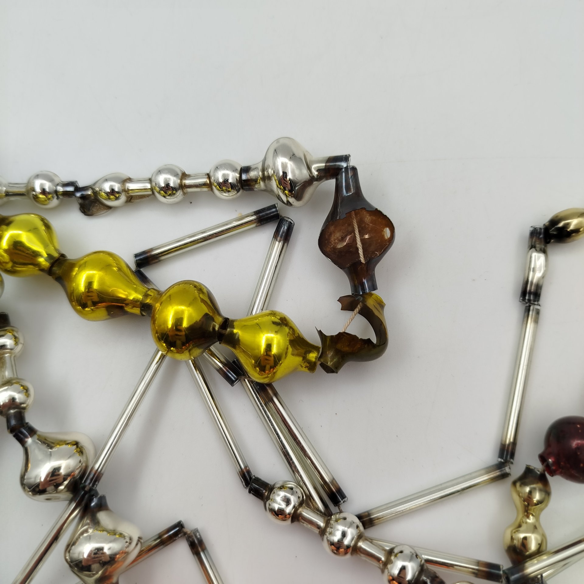 Новогодние игрушки "Бусы" ("Гирлянды"), 4 шт., стекло, краска, металл, СССР, 1950-1980 гг.