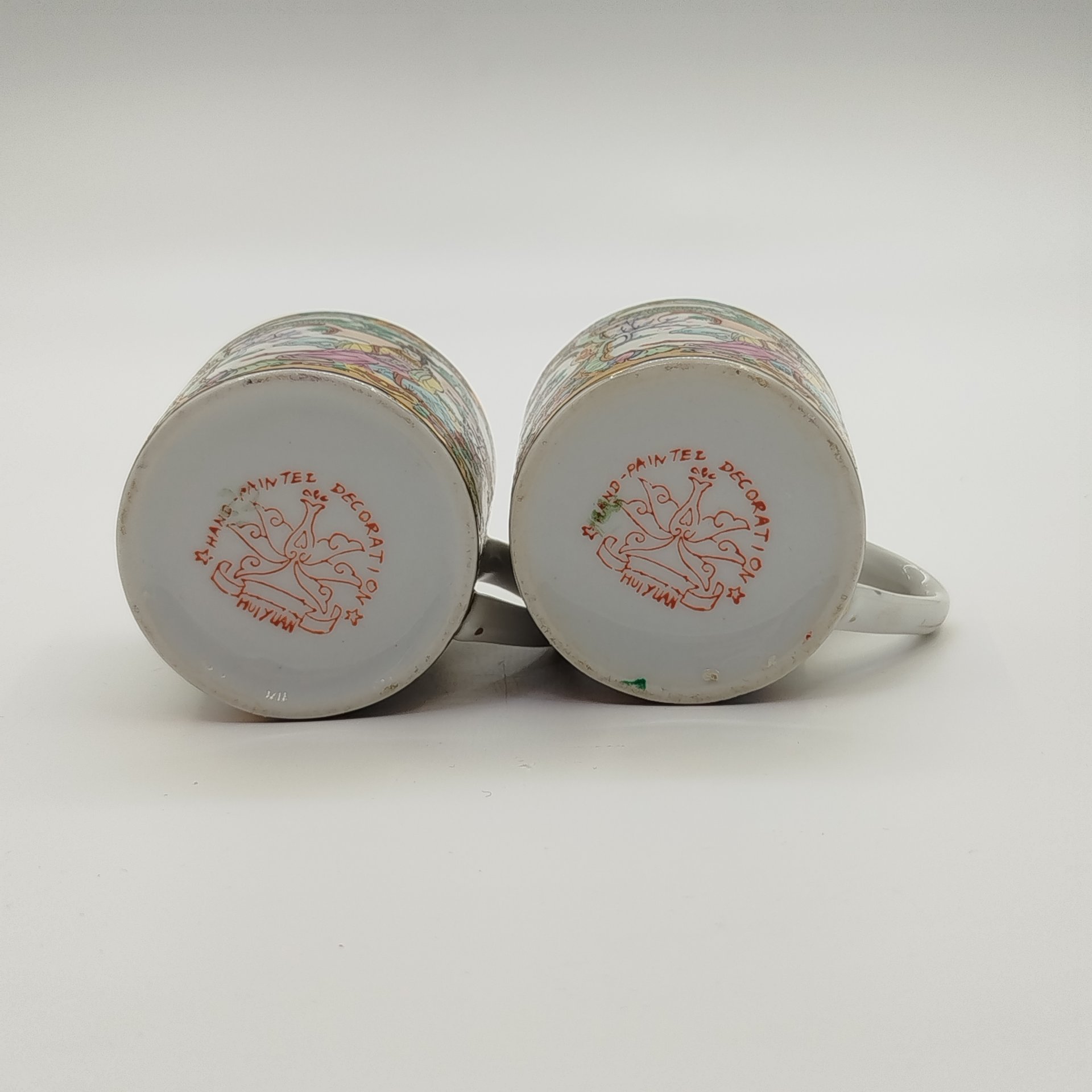 Пара кофейных чашек "Красавица в саду", фарфор, деколь, роспись эмалевыми красками, золочение, Zhongguo Zhi Zao, Китай, 1960-1980 гг.