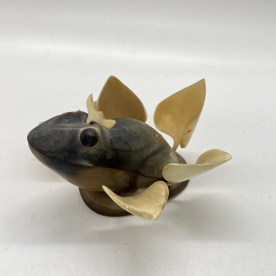 Статуэтка "Царевна-лягушка", кость, резьба, СССР, 1970-1990 гг.