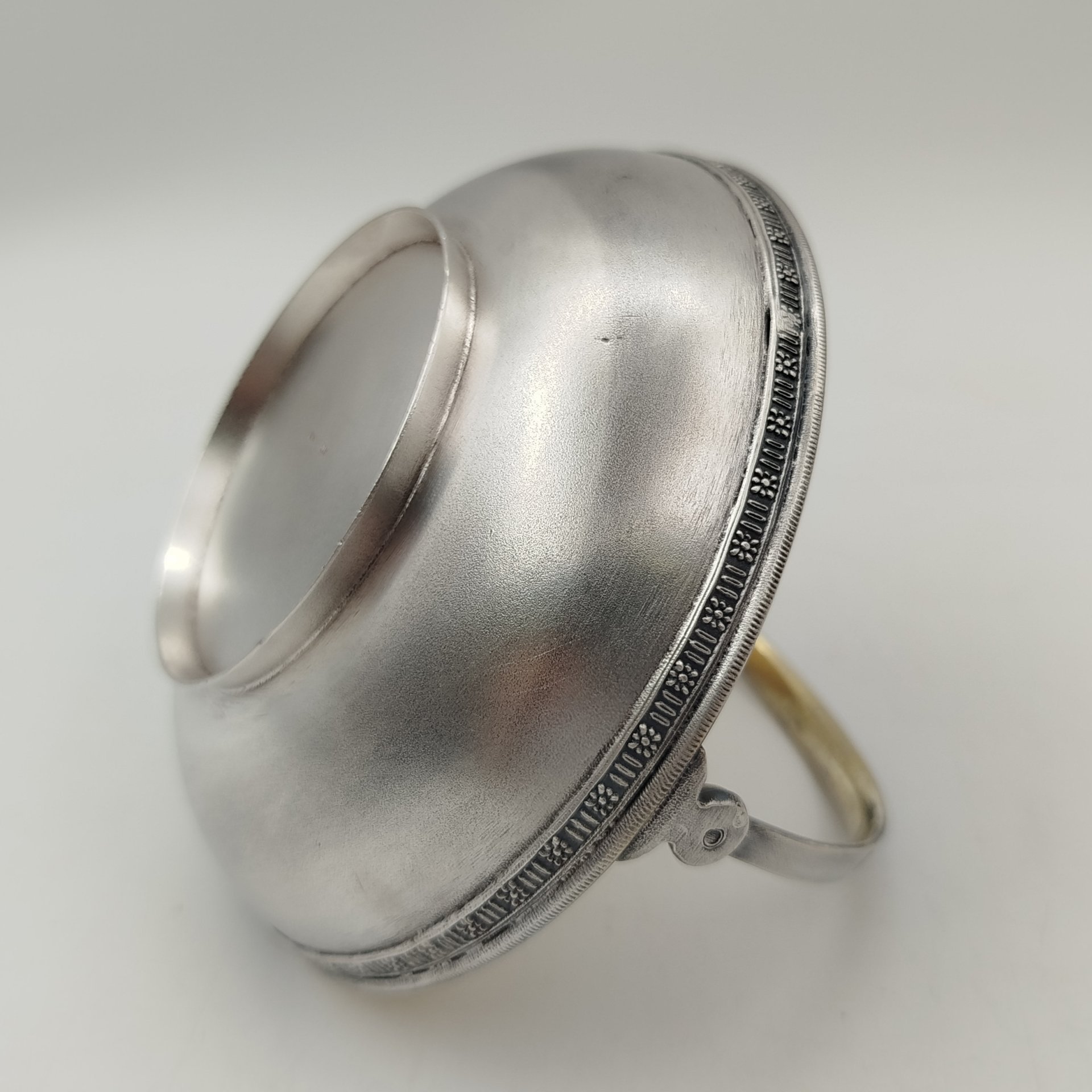 Орешница (конфетница) с ручкой, мельхиор (медь-никель), СССР, 1970-1990 гг.