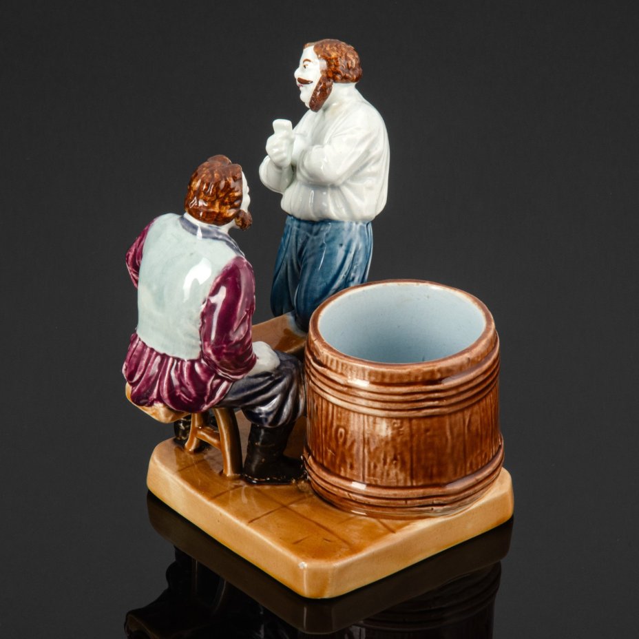 Спичечница (мелочница) "Игроки. Картёжники", модель №143, Товарищество М.С. Кузнецова