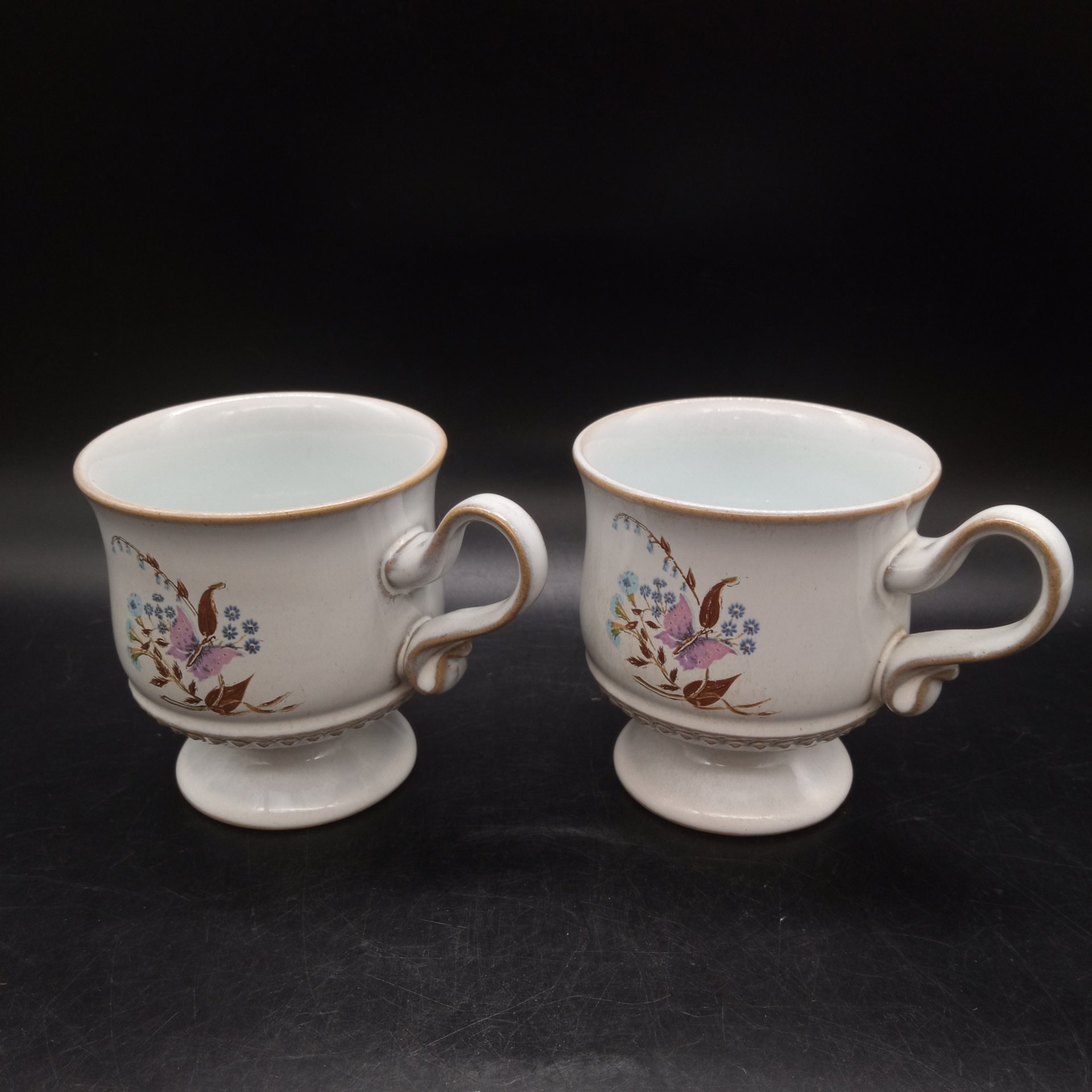 Комплект из 2-х чашек с изображением бабочки в цветах, Denby