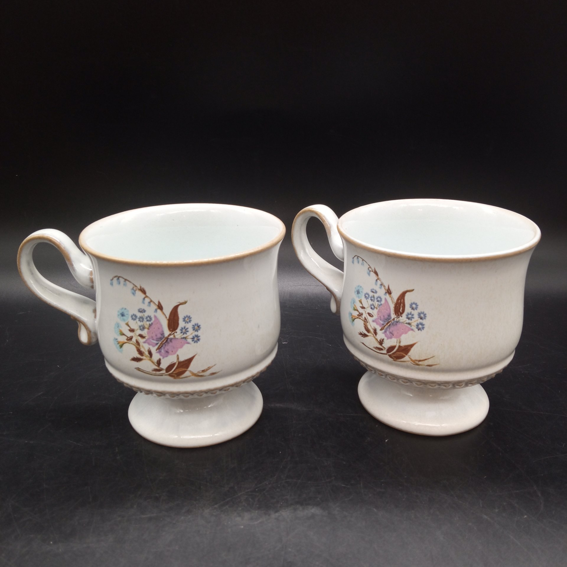 Комплект из 2-х чашек с изображением бабочки в цветах, Denby