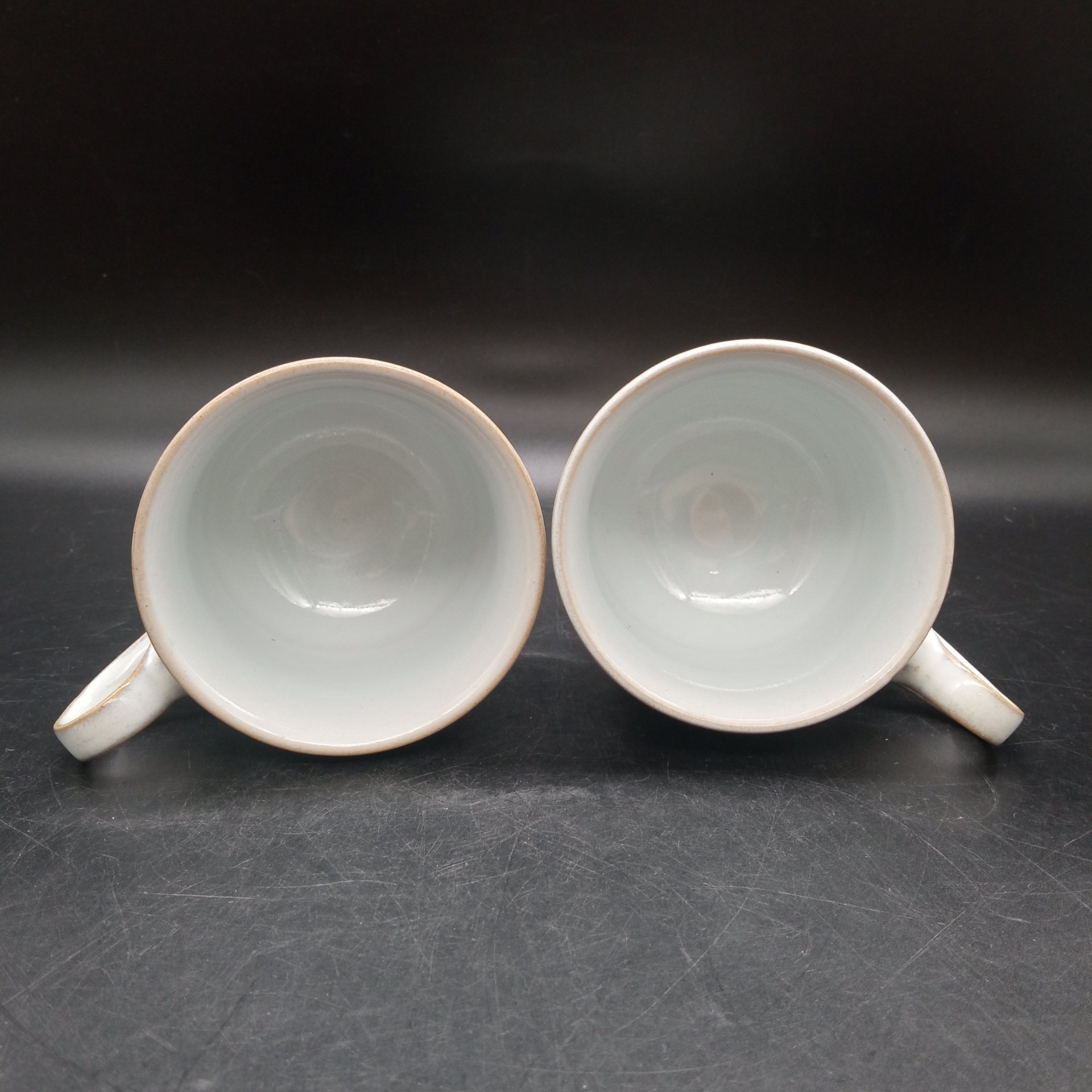 Комплект из 2-х чашек с изображением бабочки в цветах, Denby