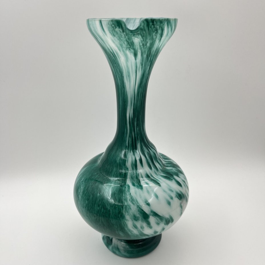 Кувшин в бело-зеленой гамме, регион Empoli, стекло, opaline, Муранское стекло, Италия, 1970-1990 гг.