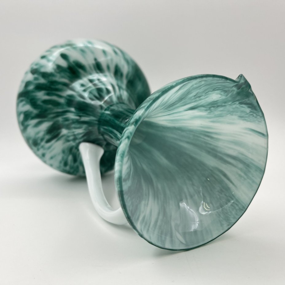 Кувшин в бело-зеленой гамме, регион Empoli, стекло, opaline, Муранское стекло, Италия, 1970-1990 гг.