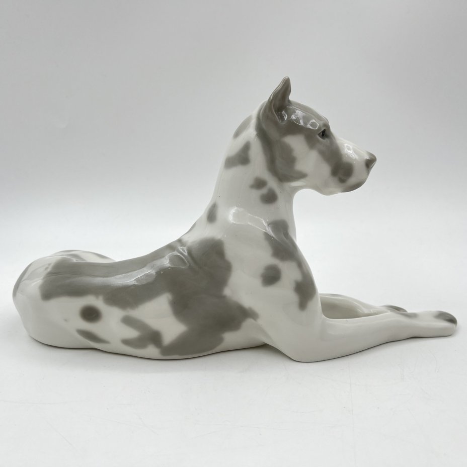 Статуэтка "Мраморный дог", скульптор И.И. Ризнич