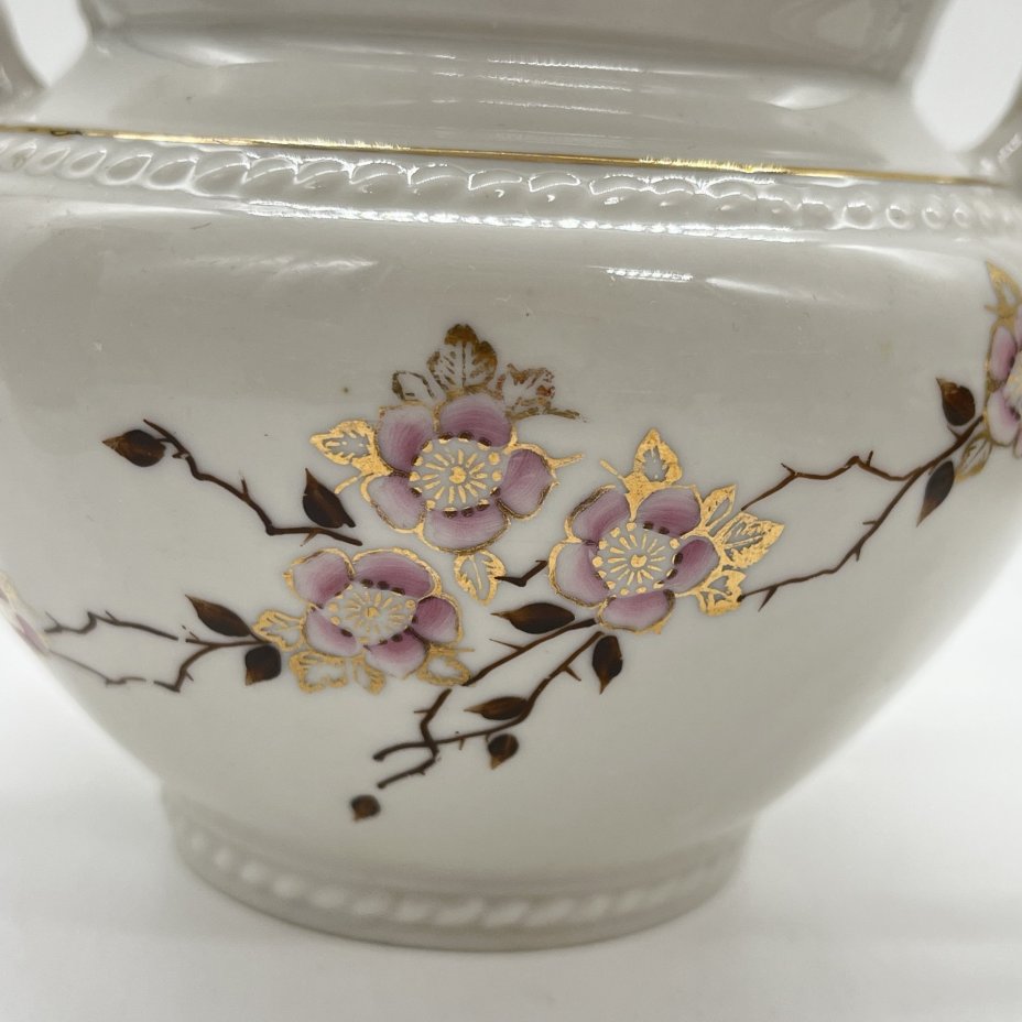 Сахарница с расписным цветочным декором, фарфор, роспись, золочение, Рижский фарфорово-фаянсовый завод, СССР, 1950-1960 гг.