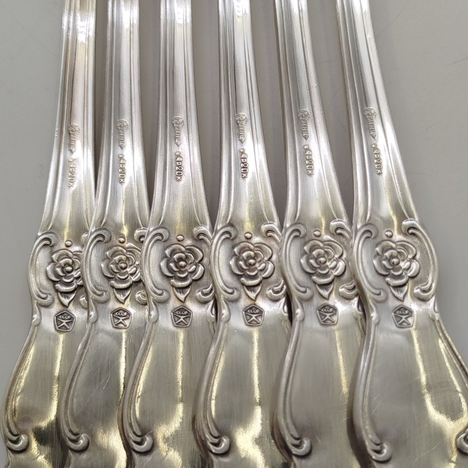 Набор столовых вилок "Серебряная роза" на 6 персон, мНЦ (медь-никель-цинк), серебрение, Кольчугинский завод цветных металлов, СССР, 1962-1990 гг.