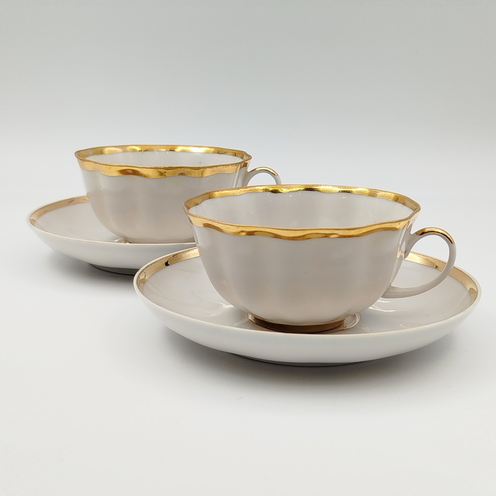 Набор из 2-х чайных пар с лакончиным декором, фарфор, золочение, Дулевский фарфоровый завод (Дулёво), СССР, 1989 г.