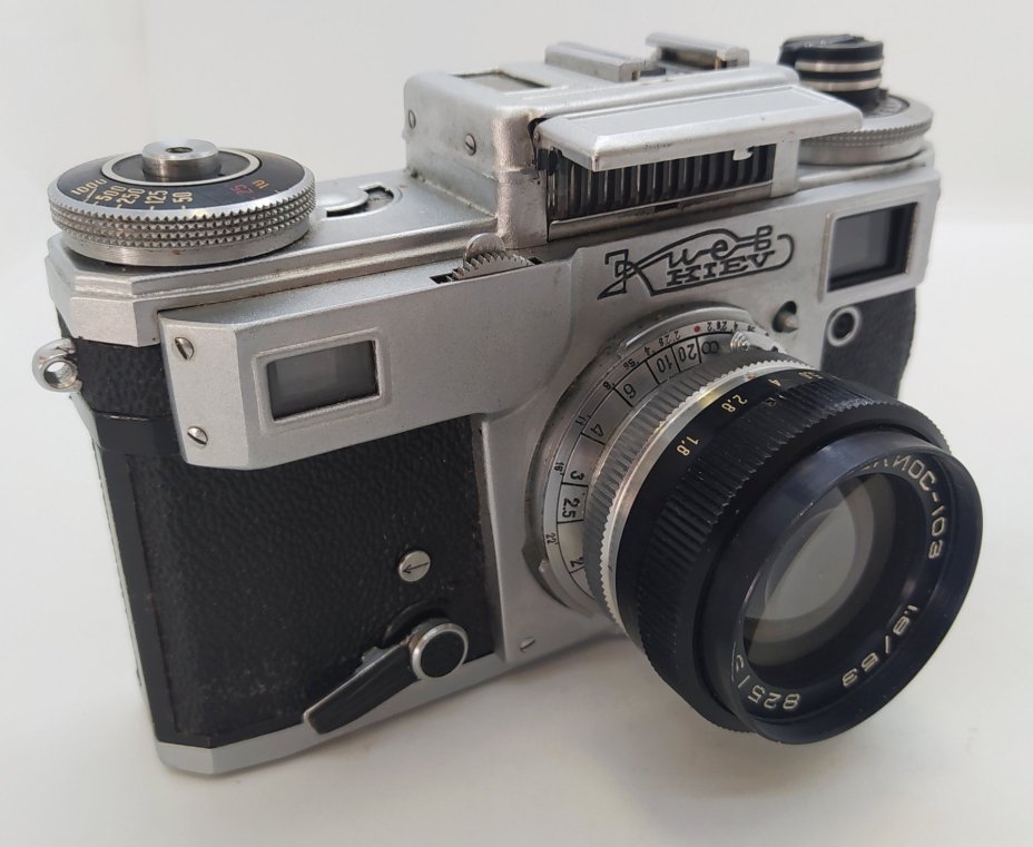 Фотоаппарат "Киев" с объективом "Гелиос-103" в оригинальном кофре, металл, стекло, кожа, пластик, Киевский завод «Арсенал», Киевский завод «Арсенал»