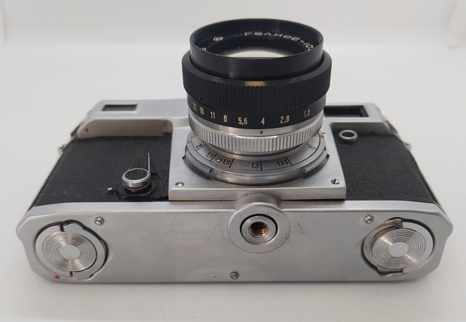 Фотоаппарат "Киев" с объективом "Гелиос-103" в оригинальном кофре, металл, стекло, кожа, пластик, Киевский завод «Арсенал», Киевский завод «Арсенал»