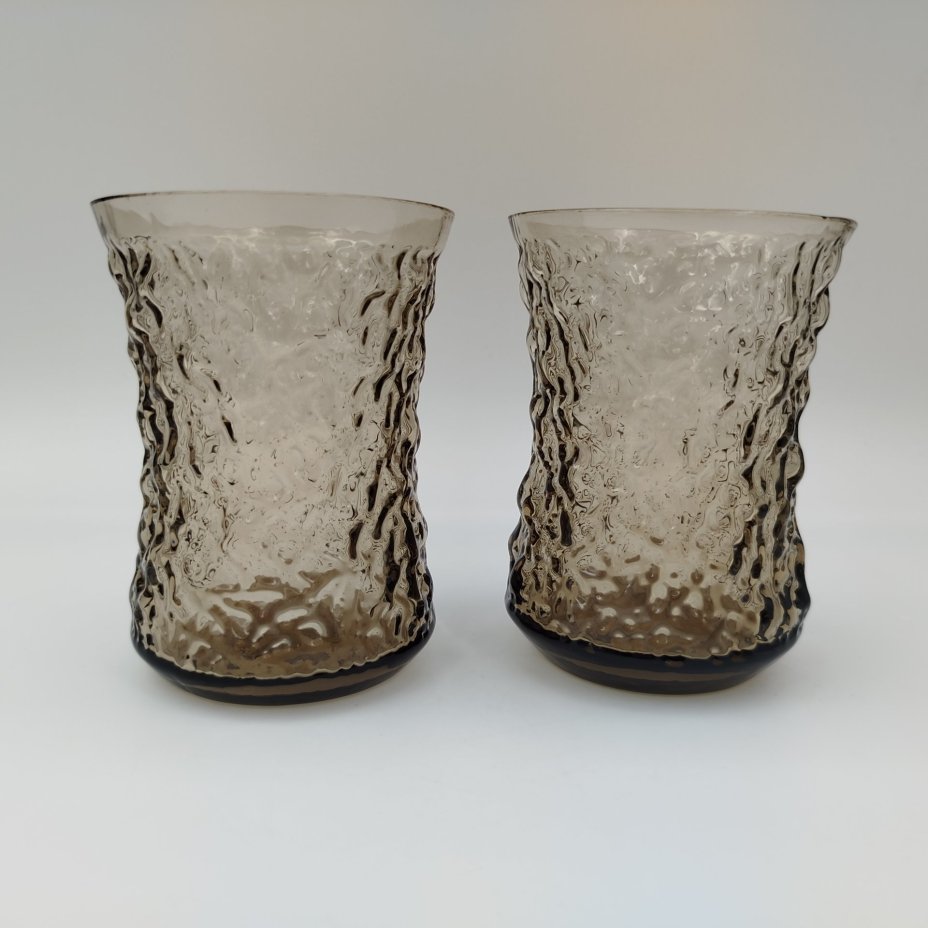 Пара стаканов «Кора» дымчатого оттенка, автор В.С. Мурахвер, цветное стекло, Стеклозавод «Неман», СССР, 1960-1980 гг.