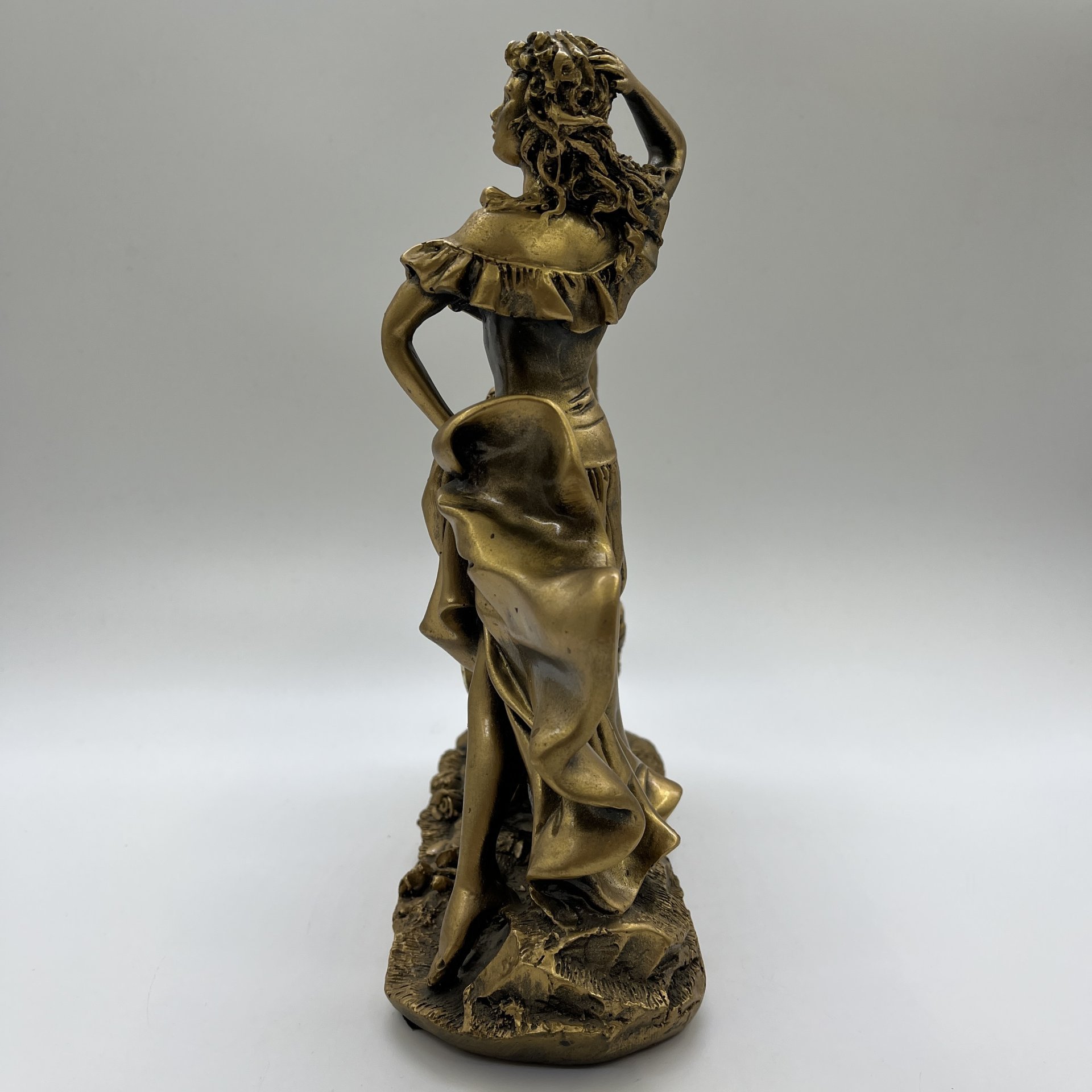 Часы интерьерные