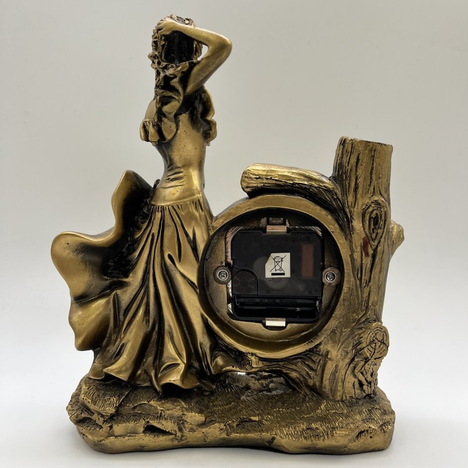 Часы интерьерные