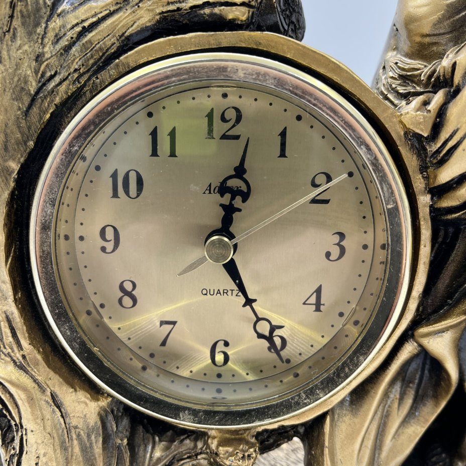 Часы интерьерные