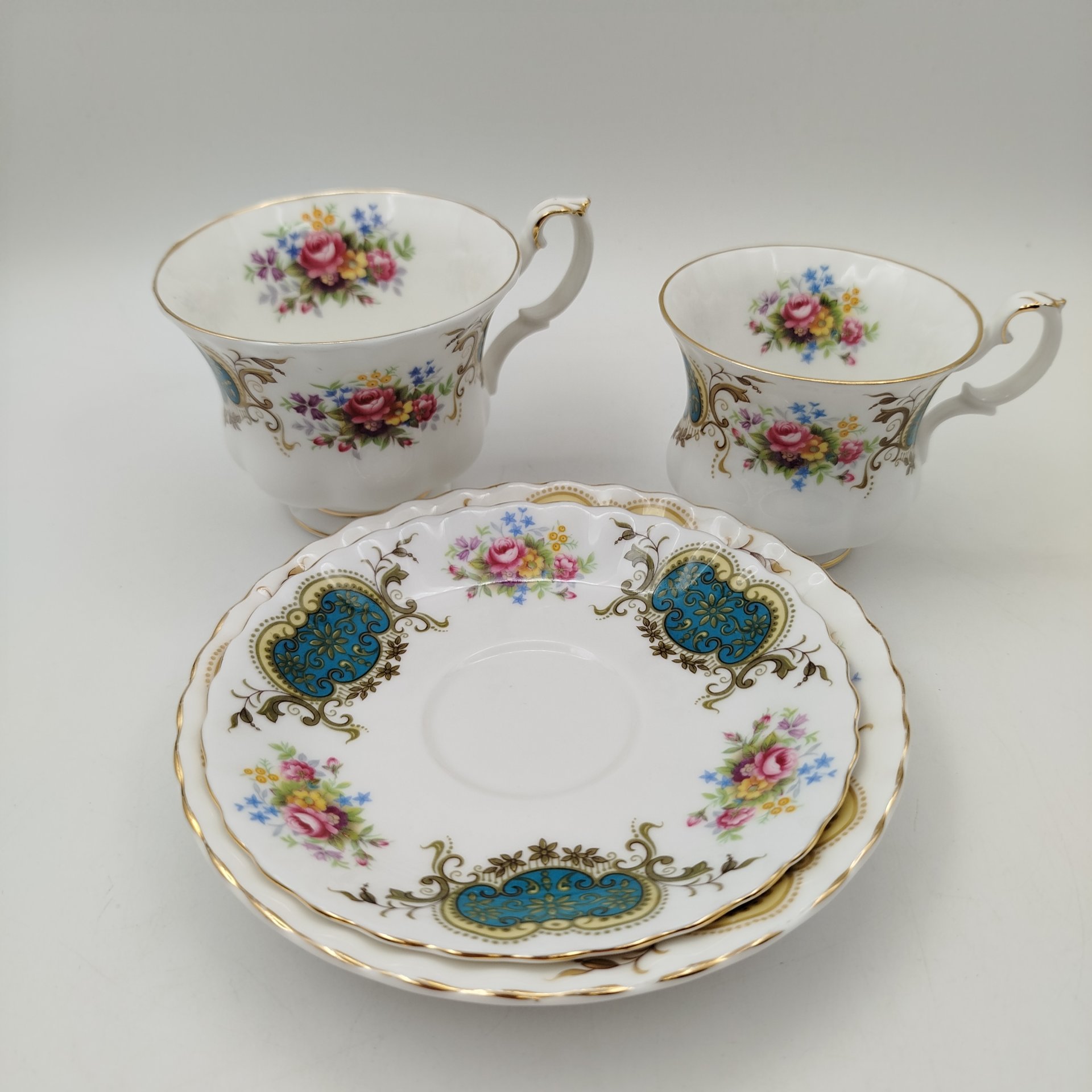 Набор из чайной и кофейной пары с цветочным декором, серия "Berkeley", Royal Albert