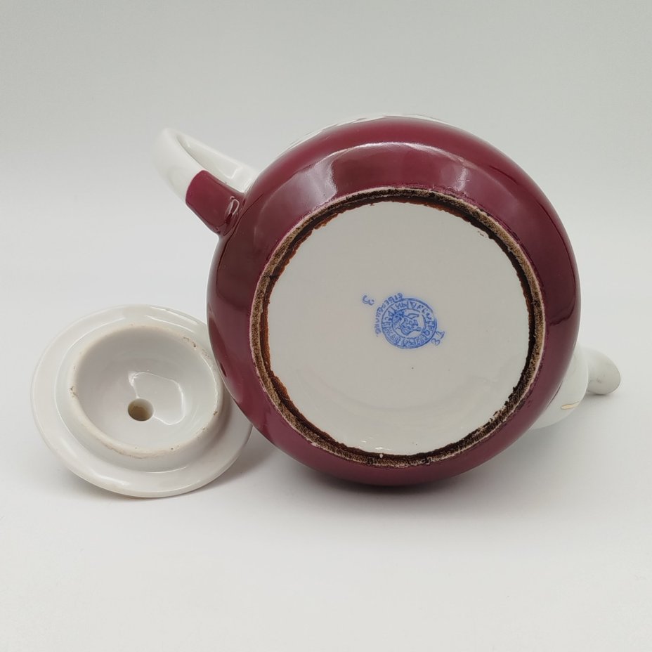 Чайник заварочный с цветочным декором, фарфор, деколь с дорисовкой, Дмитровский фарфоровый завод (ДФЗ Вербилки), СССР, 1917-1940 гг.
