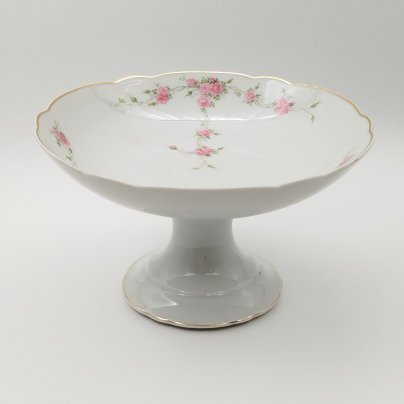 Фруктовница, украшенная изображением роз