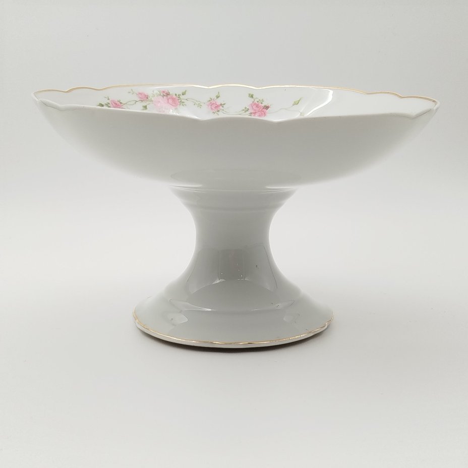 Фруктовница, украшенная изображением роз