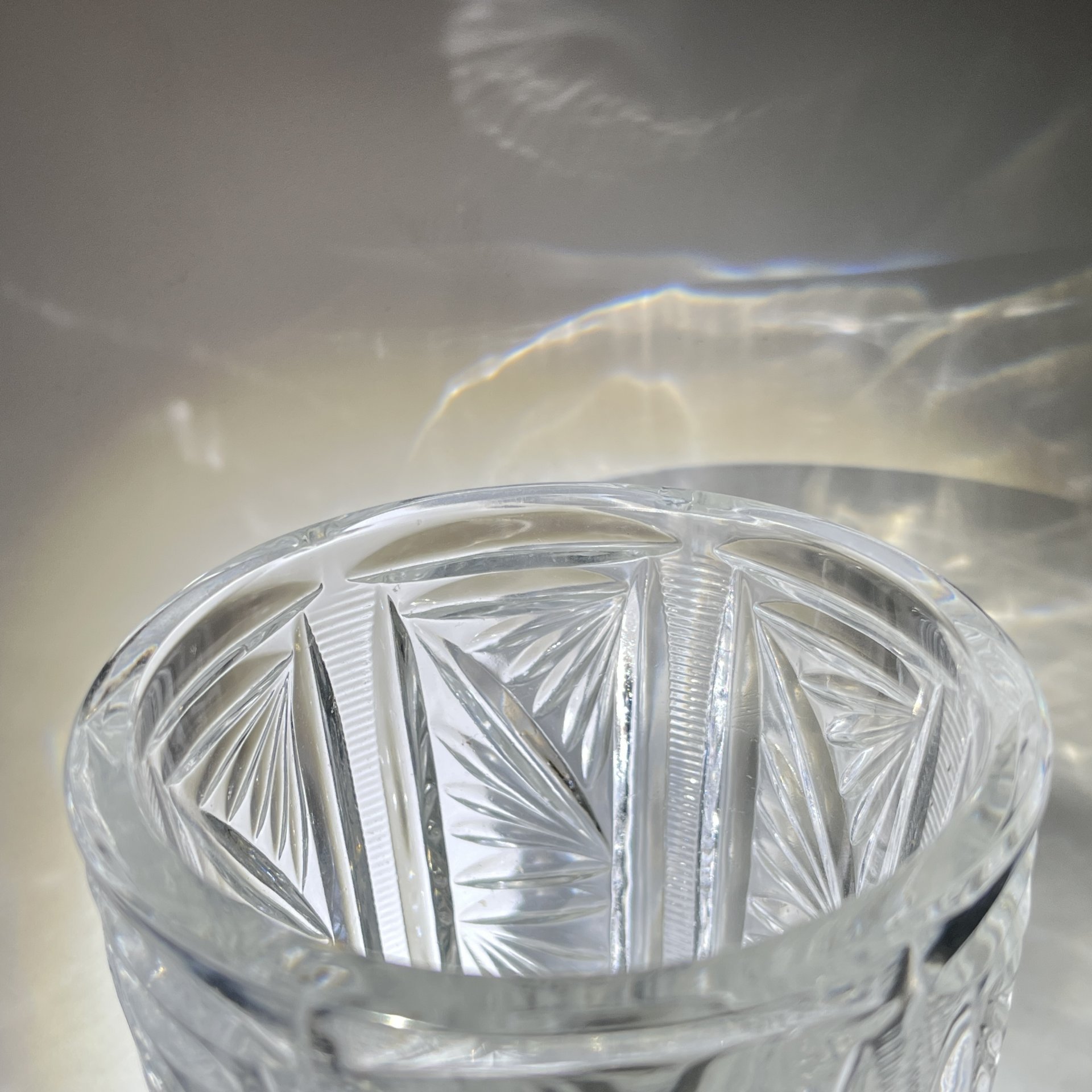 Вазочка с геометрическим декором, хрусталь, пресс, СССР, 1970-1990 гг.