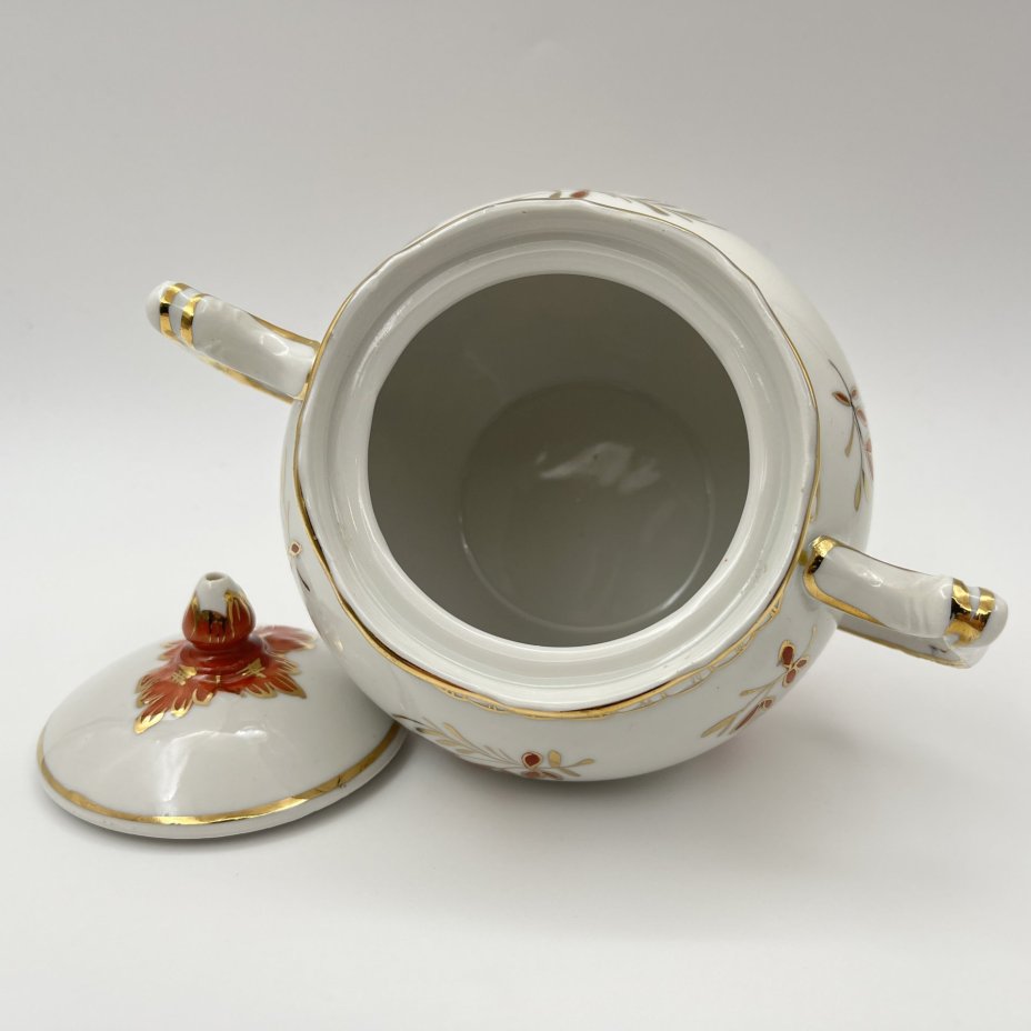 Сахарница из сервиза "Барбарис"