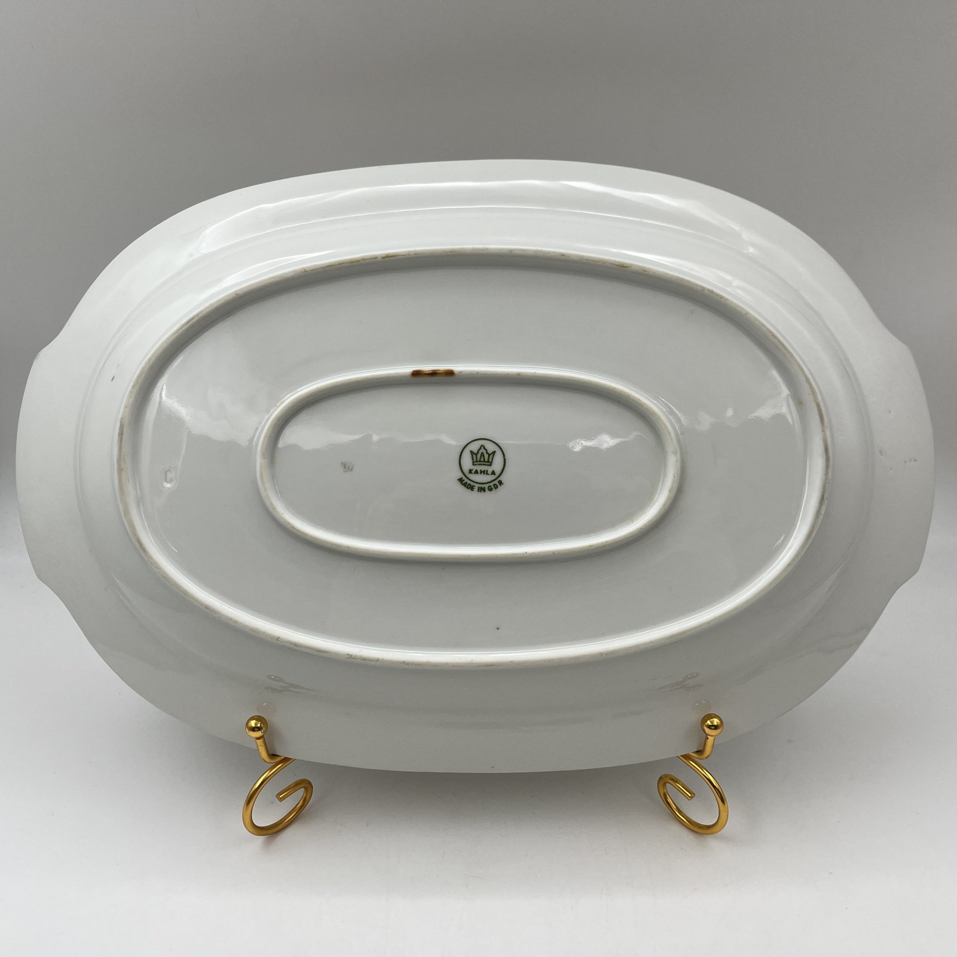 Блюдо "Мадонна", фарфор, деколь, люстр, золочение, Kahla, ГДР, 1960-1990 гг., Kahla