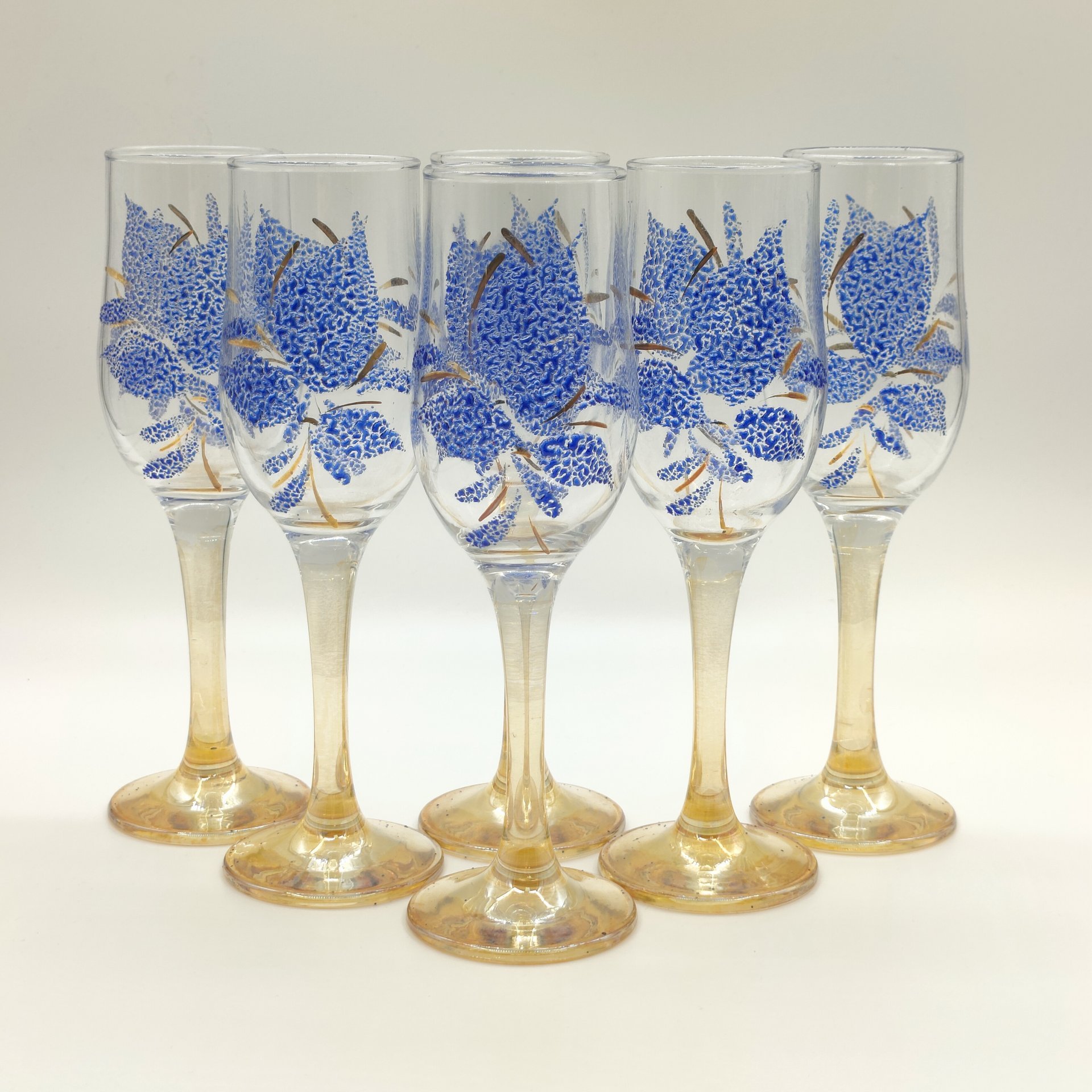 Набор из 6-ти свадебных бокалов с растительным декором, стекло, золочение, Российская Федерация, 2000-2020 гг.