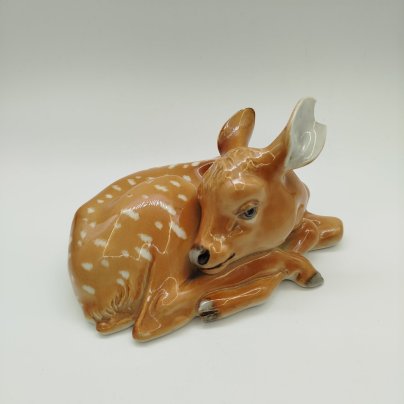 Статуэтка «Оленёнок», скульптор Б.Я. Воробьев, фарфор, роспись, Ленинградский фарфоровый завод (ЛФЗ), СССР, 1960-1970 гг.