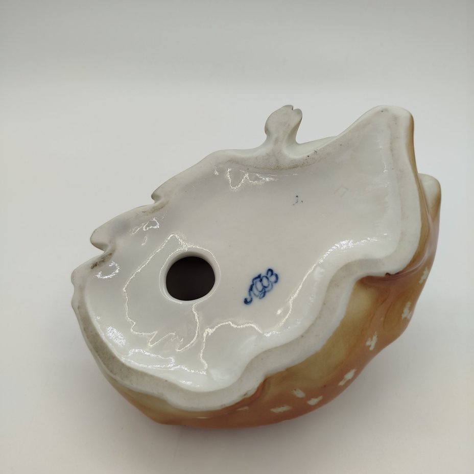 Статуэтка «Оленёнок», скульптор Б.Я. Воробьев, фарфор, роспись, Ленинградский фарфоровый завод (ЛФЗ), СССР, 1960-1970 гг.