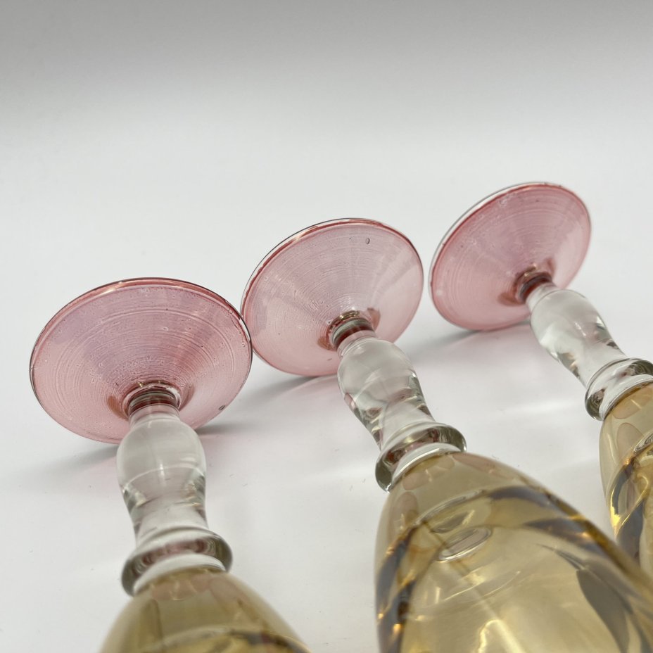 Набор из 5 бокалов для крепких напитков, украшенный цветочным декором на фигурной ножке