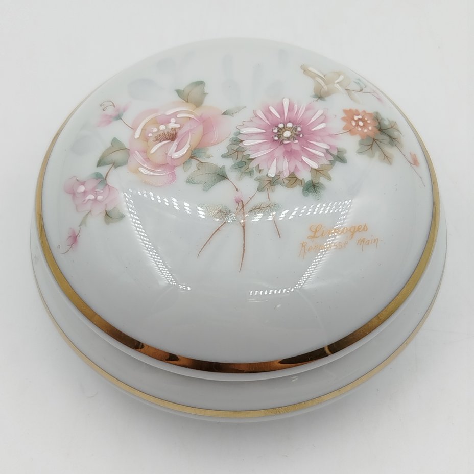 Круглая шкатулка с цветочным розовым декором, Porcelaine de Limoges Selection Gilis, Limoges