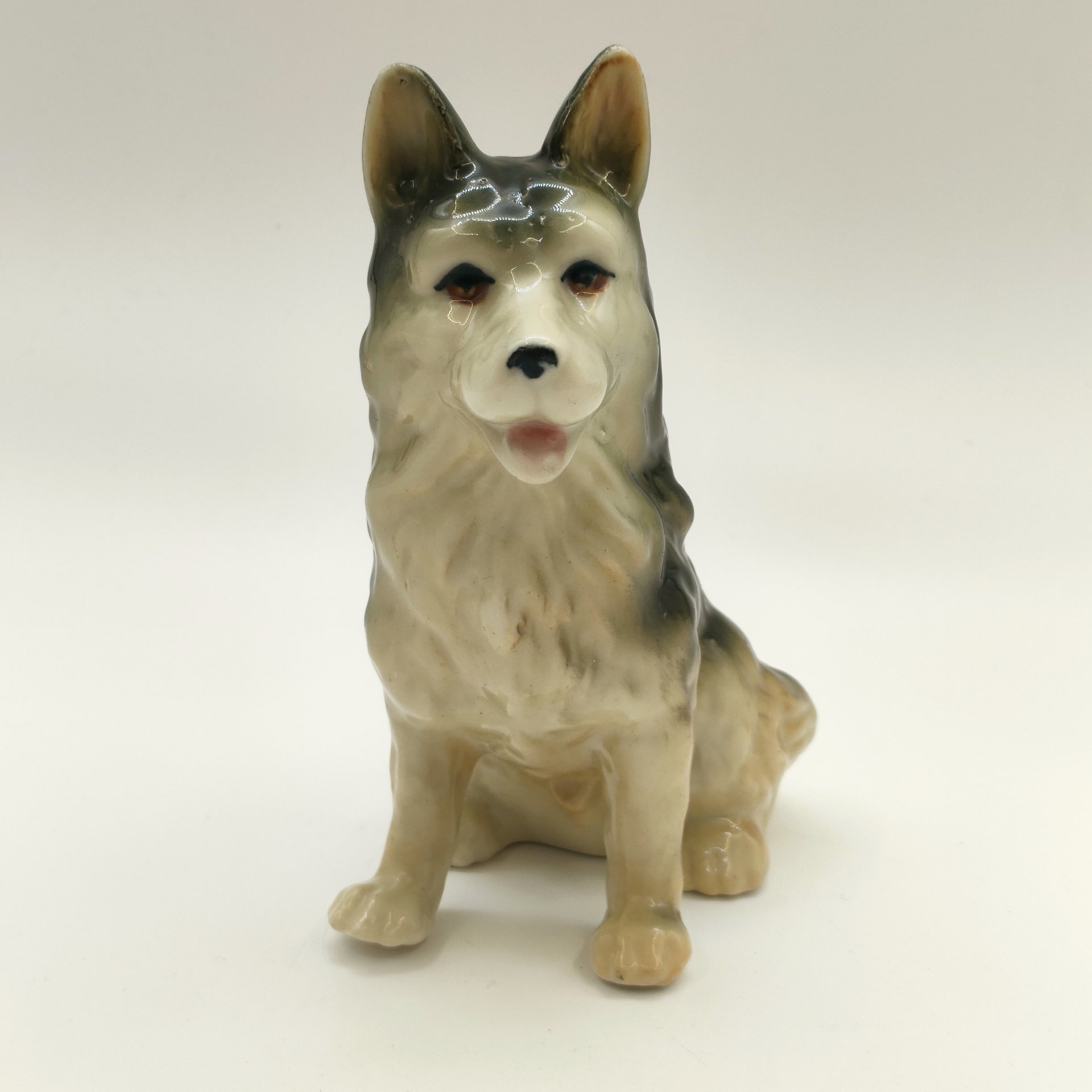 Статуэтка "Овчарка"