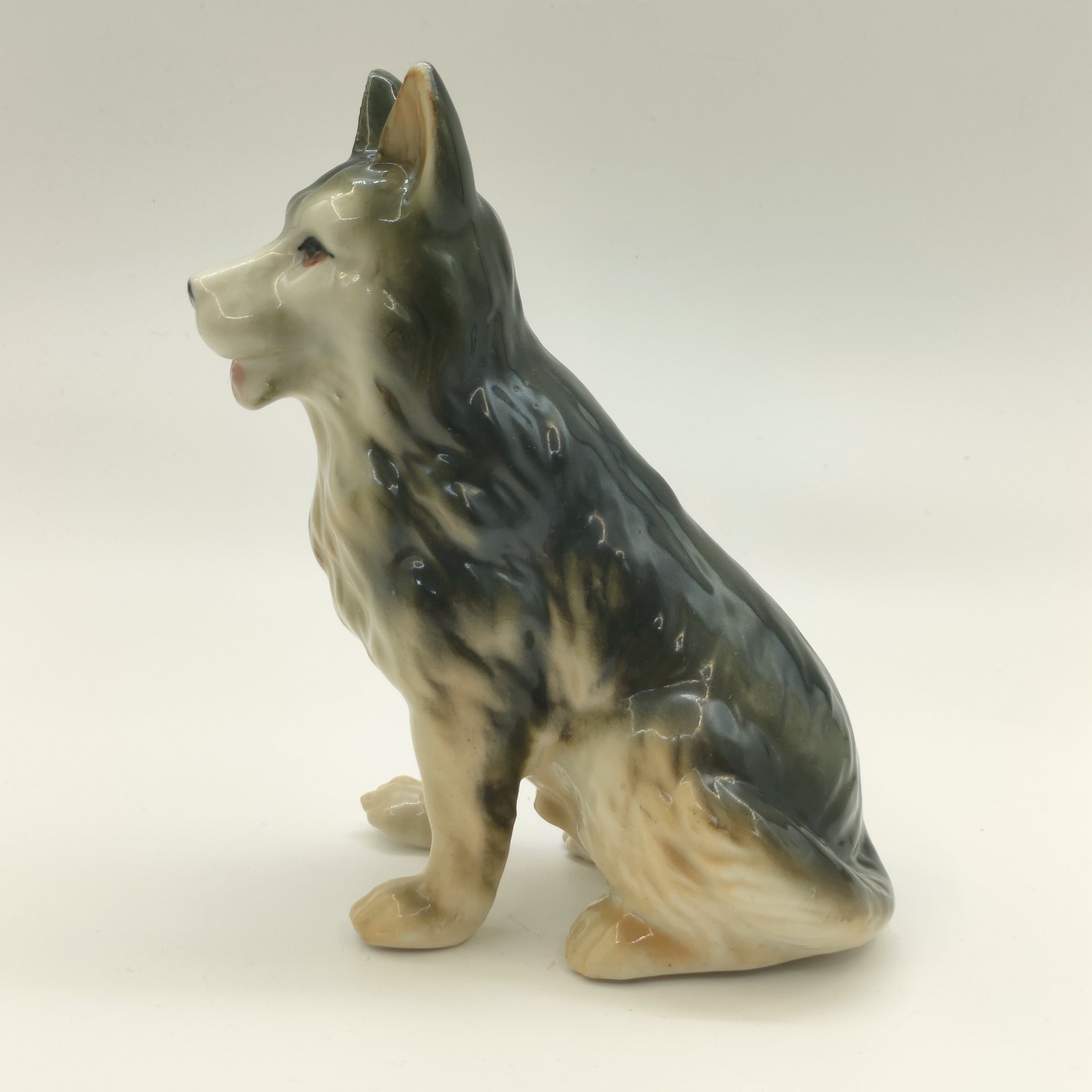 Статуэтка "Овчарка"