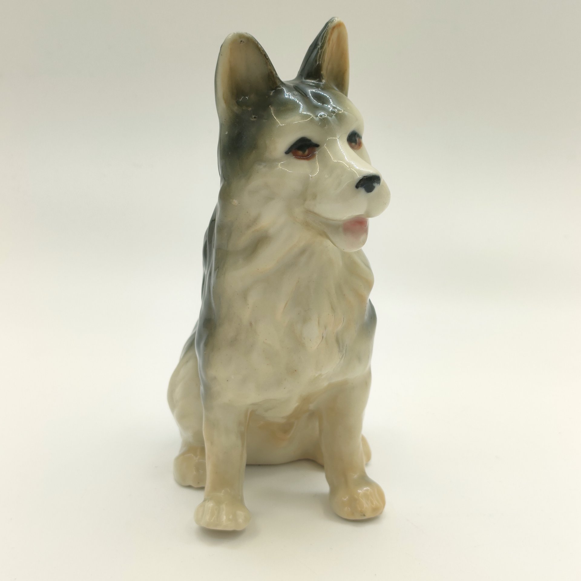 Статуэтка "Овчарка"