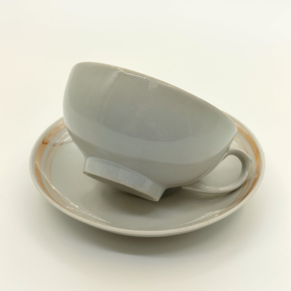 Пара чайная с лаконичным декором, фарфор, обводка, Дулевский фарфоровый завод (Дулёво), СССР, 1992 г.