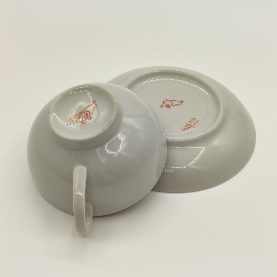 Пара чайная с лаконичным декором, фарфор, обводка, Дулевский фарфоровый завод (Дулёво), СССР, 1992 г.