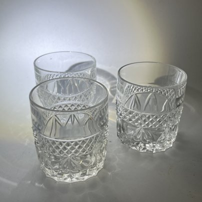 Набор из 3 больших стопок с резным геометрическим декором, хрусталь, алмазная грань, СССР, 1970-1990 гг.