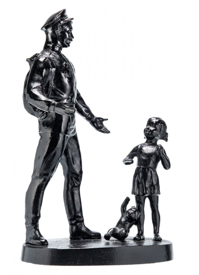 Статуэтка "Возвращение солдата", Каслинский завод, СССР, 1981 г.